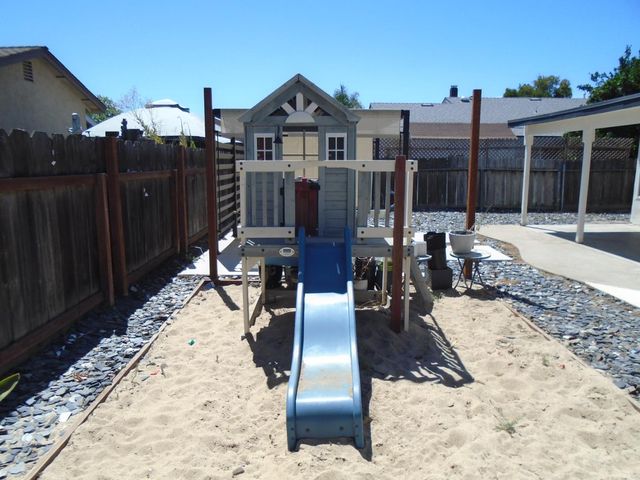 3316 Mesquite Way, Modesto, CA 95355