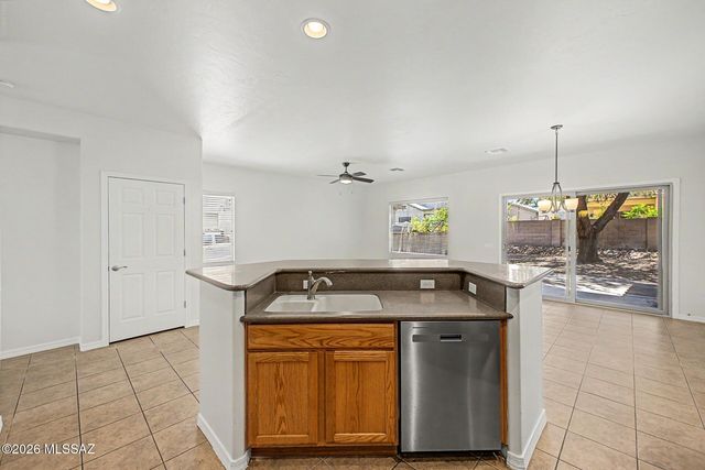 10488 E Capercaillie Street, Tucson, AZ 85747