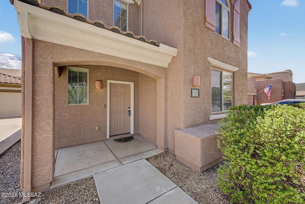 10488 E Capercaillie Street, Tucson, AZ 85747