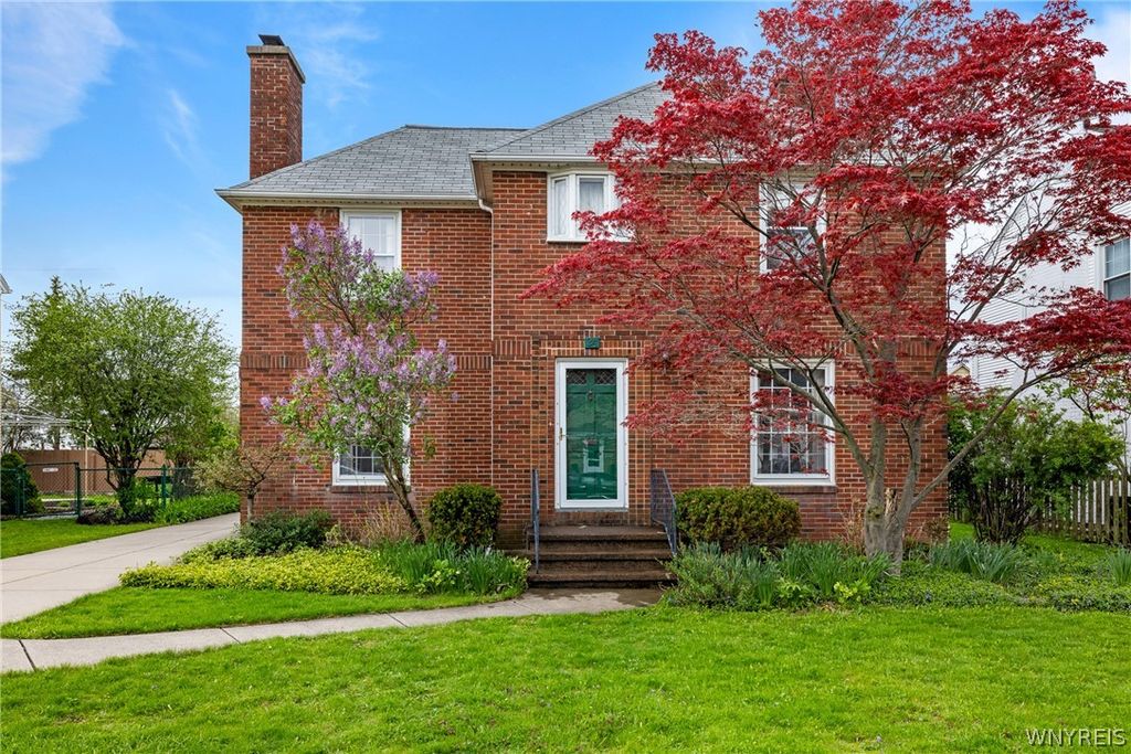 25 Saint Johns Avenue, Tonawanda, NY 14223