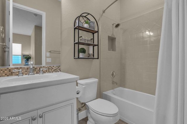 3746 E AZALEA Drive, Gilbert, AZ 85298