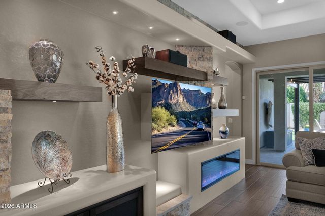 3746 E AZALEA Drive, Gilbert, AZ 85298