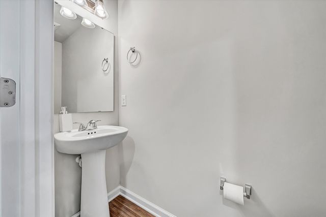 4951 Warrior DR, Salem, VA 24153