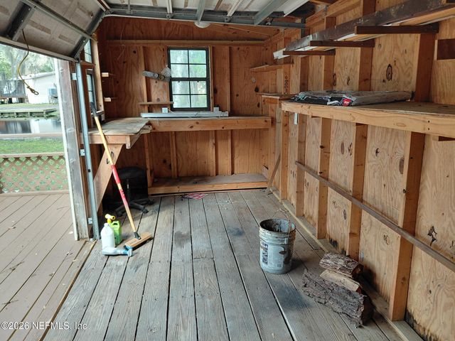 106 BREEZEWOOD Circle, San Mateo, FL 32187