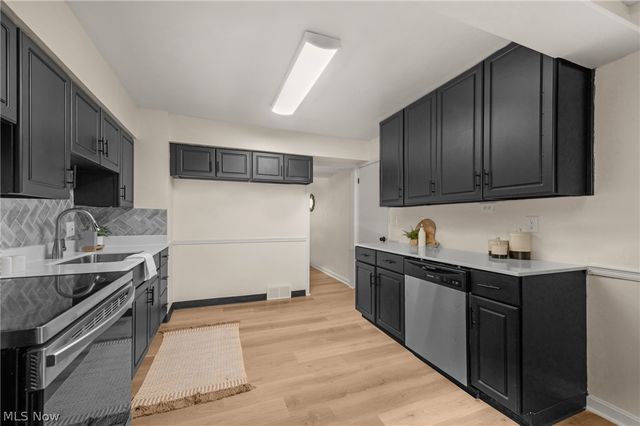 2348 Buena Vista Drive, Wickliffe, OH 44092