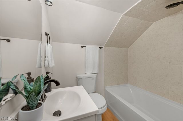 2348 Buena Vista Drive, Wickliffe, OH 44092