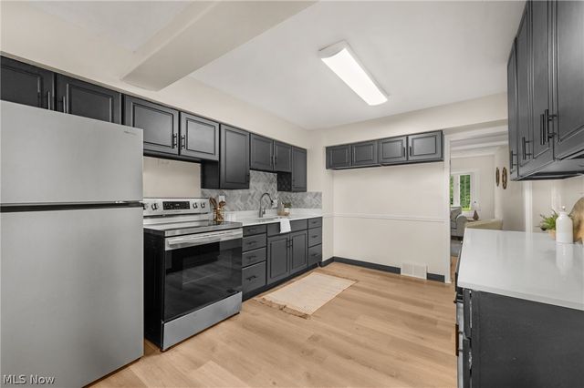 2348 Buena Vista Drive, Wickliffe, OH 44092