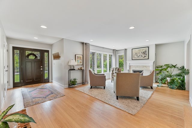 3525 Old Mill Road, Highland Park, IL 60035