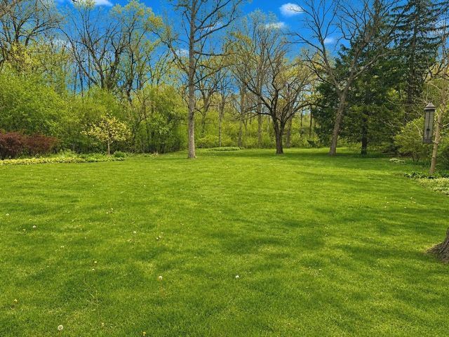 3525 Old Mill Road, Highland Park, IL 60035