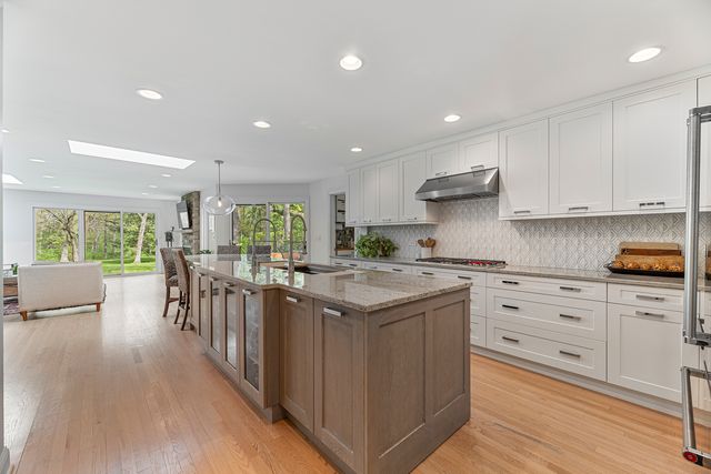 3525 Old Mill Road, Highland Park, IL 60035