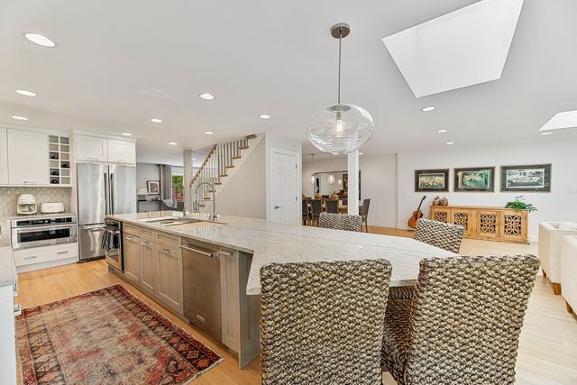 3525 Old Mill Road, Highland Park, IL 60035