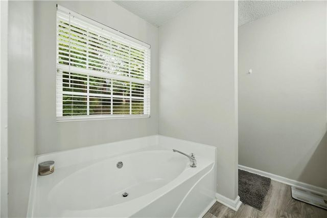 220 Ashland Manor Drive, Lawrenceville, GA 30045