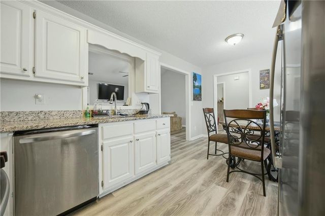 220 Ashland Manor Drive, Lawrenceville, GA 30045
