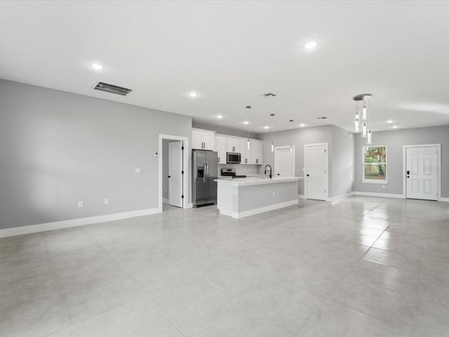 21460 DAWSON AVENUE, Port Charlotte, FL 33952