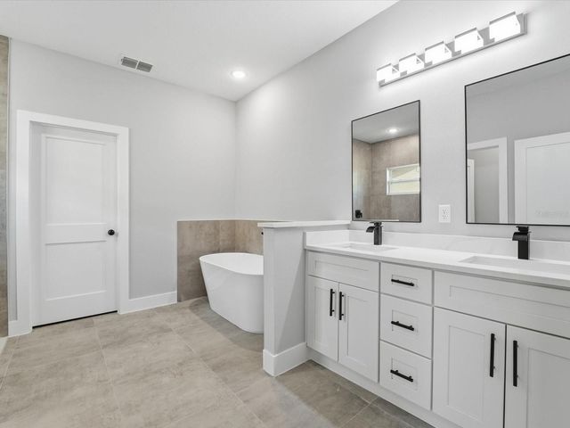 21460 DAWSON AVENUE, Port Charlotte, FL 33952