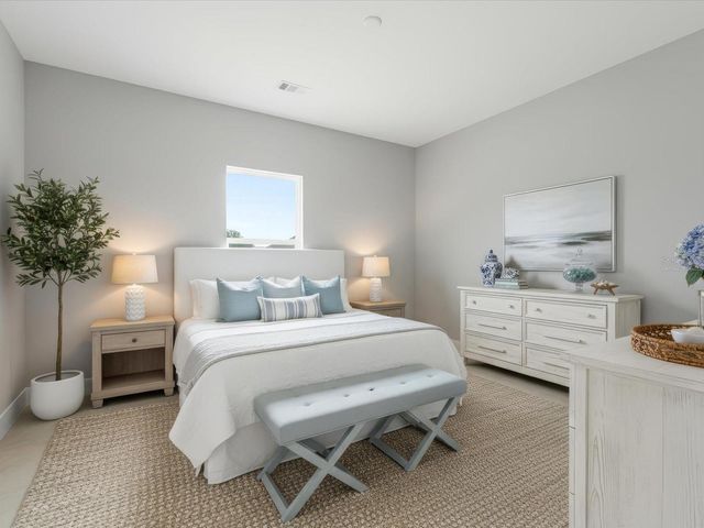 21460 DAWSON AVENUE, Port Charlotte, FL 33952