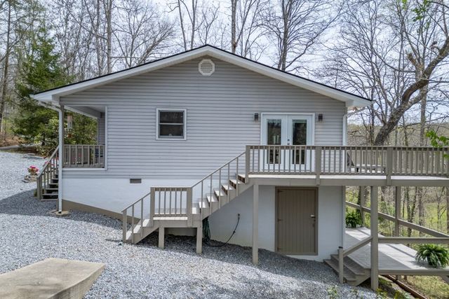 1682 Settlement Road, Young Harris, GA 30582