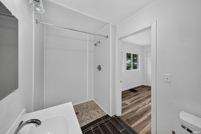 1335 E Dayton Street, South Bend, IN 46613