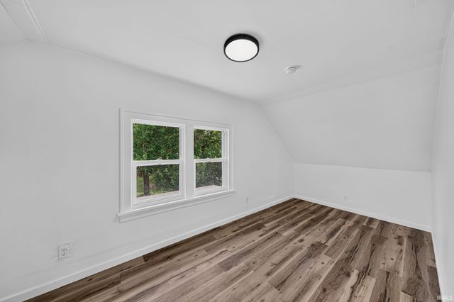 1335 E Dayton Street, South Bend, IN 46613