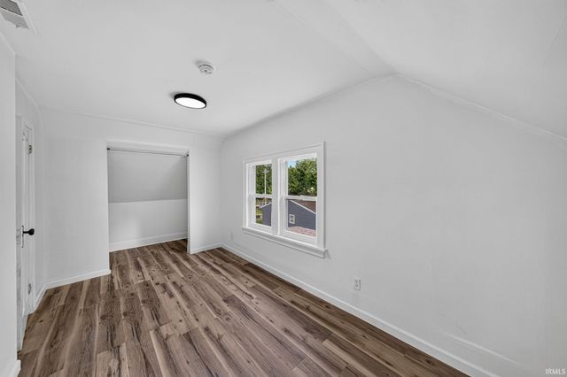 1335 E Dayton Street, South Bend, IN 46613
