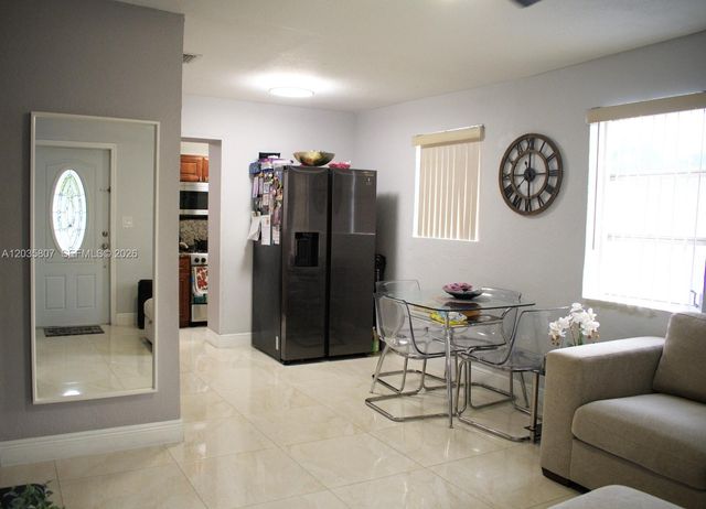 3520 NW 99th St, Miami, FL 33147