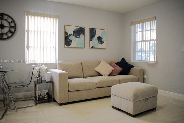 3520 NW 99th St, Miami, FL 33147