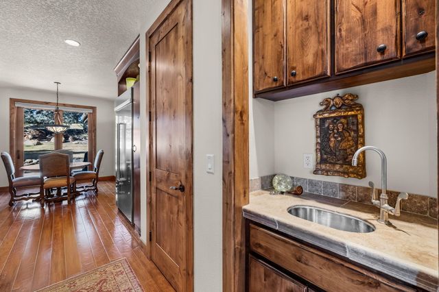 61548 Tam McArthur Loop, Bend, OR 97702