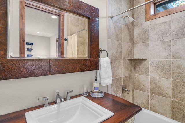 61548 Tam McArthur Loop, Bend, OR 97702