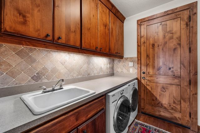 61548 Tam McArthur Loop, Bend, OR 97702