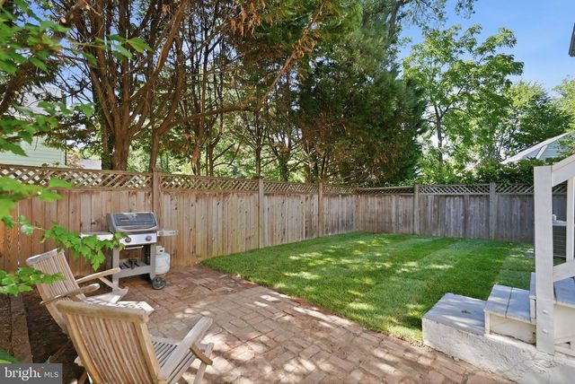 6814 BROOKVILLE RD, Chevy Chase, MD 20815