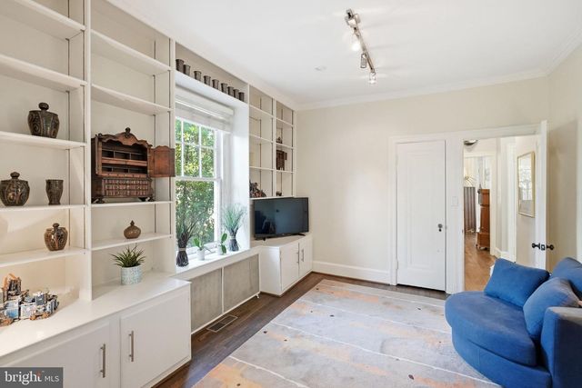 6814 BROOKVILLE RD, Chevy Chase, MD 20815