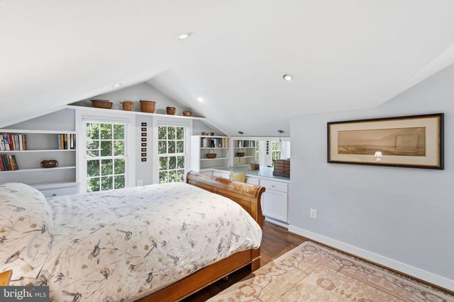 6814 BROOKVILLE RD, Chevy Chase, MD 20815