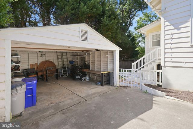 6814 BROOKVILLE RD, Chevy Chase, MD 20815