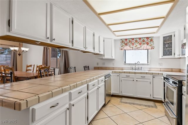 2063 Avalon Drive, Laughlin, NV 89029