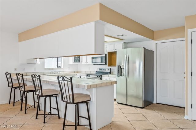 2063 Avalon Drive, Laughlin, NV 89029