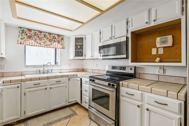 2063 Avalon Drive, Laughlin, NV 89029