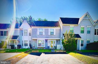 9 LAWRY CT, East Brunswick, NJ 08816