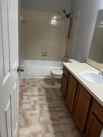 25899 New Forest Court Court, Chesterfield, MI 48051