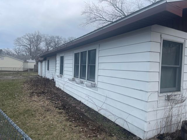 2655 Huntington Street, Lake Station, IN 46405