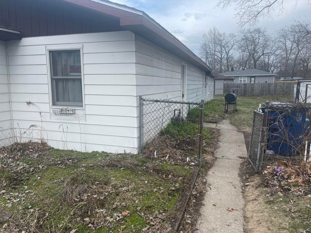 2655 Huntington Street, Lake Station, IN 46405