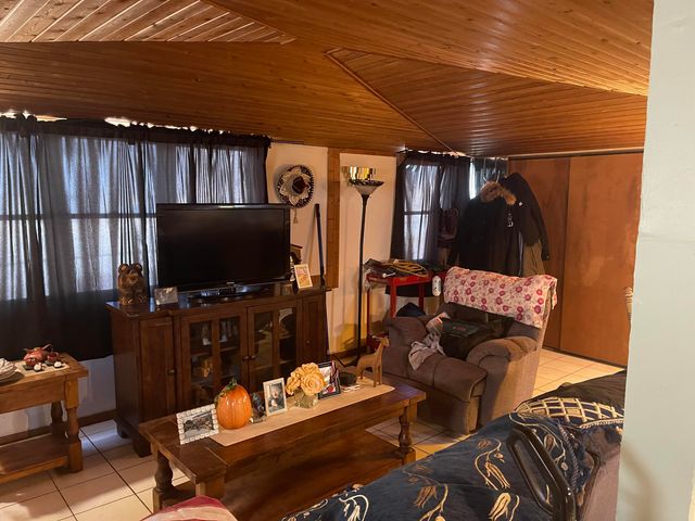 2655 Huntington Street, Lake Station, IN 46405