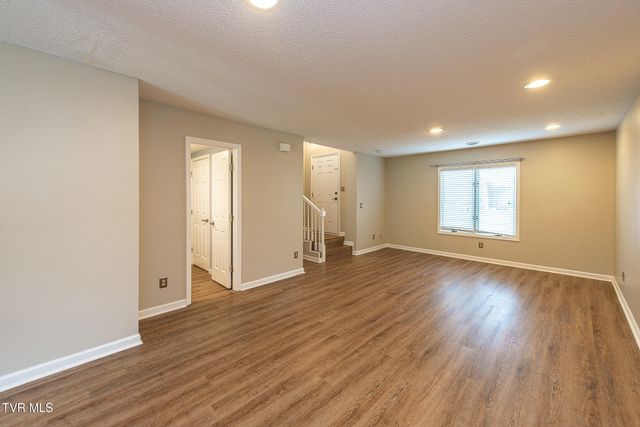 263 Willowbend Place 263, Kingsport, TN 37660