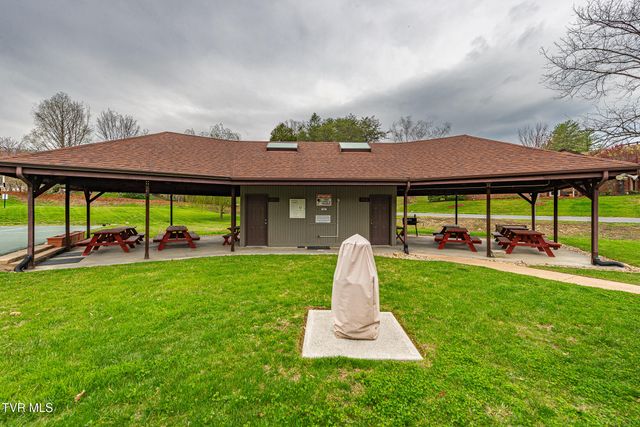 263 Willowbend Place 263, Kingsport, TN 37660