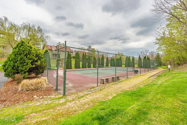 263 Willowbend Place 263, Kingsport, TN 37660