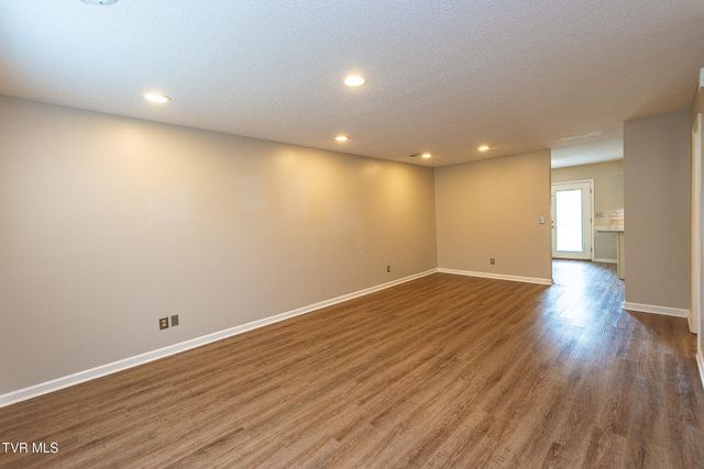 263 Willowbend Place 263, Kingsport, TN 37660