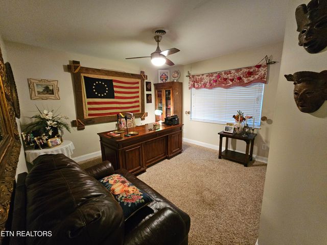 2733 Knob Creek Lane, Knoxville, TN 37912