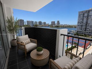 2780 NE 183rd St 810, Aventura, FL 33160