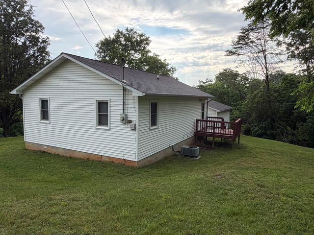 220 Webster Spradlin Road, Monticello, KY 42633