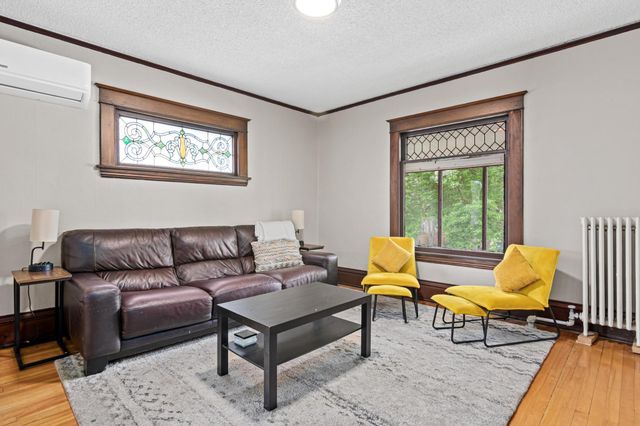 3017 29th Avenue S, Minneapolis, MN 55406