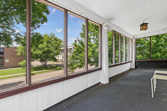 3017 29th Avenue S, Minneapolis, MN 55406